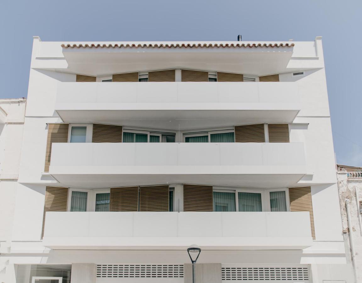 Suites Port Cambrils Bagian luar foto