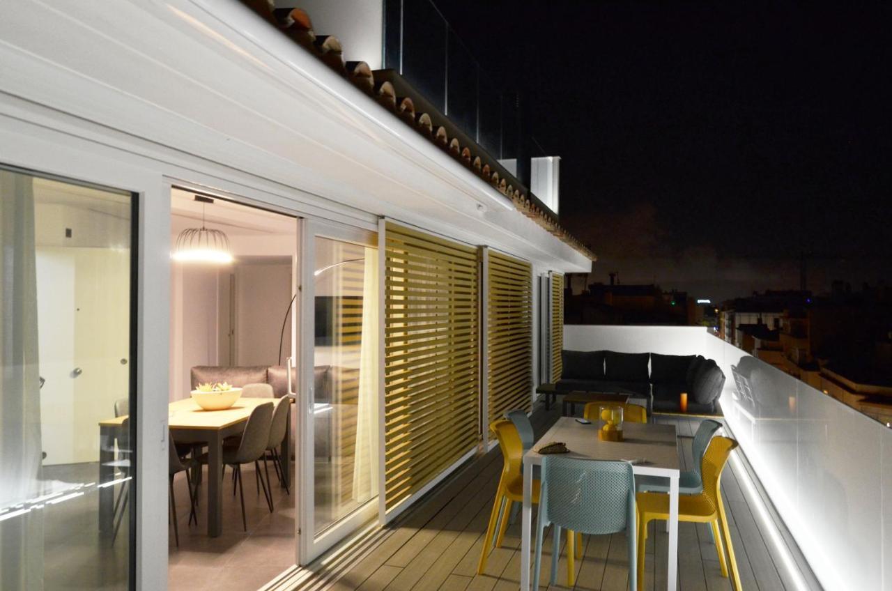 Suites Port Cambrils Bagian luar foto