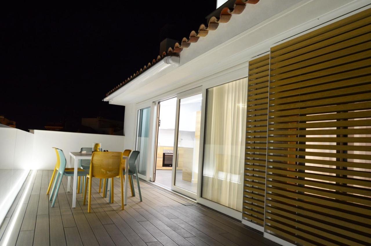 Suites Port Cambrils Bagian luar foto