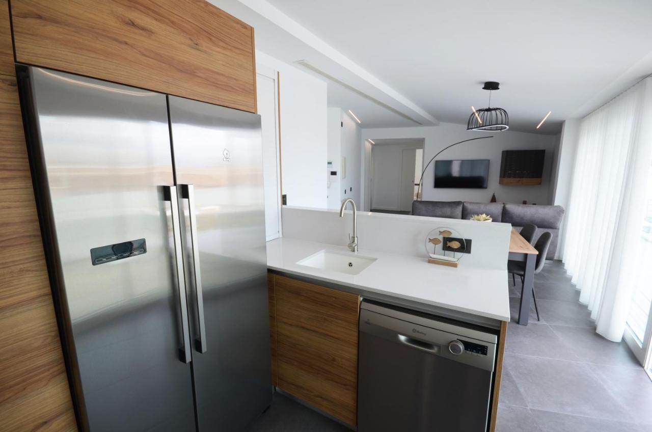Suites Port Cambrils Bagian luar foto