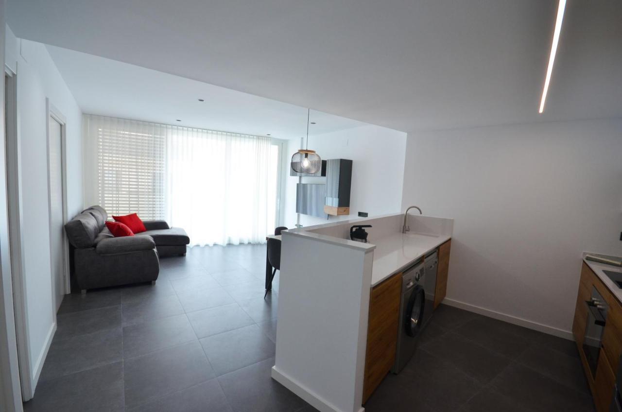 Suites Port Cambrils Bagian luar foto